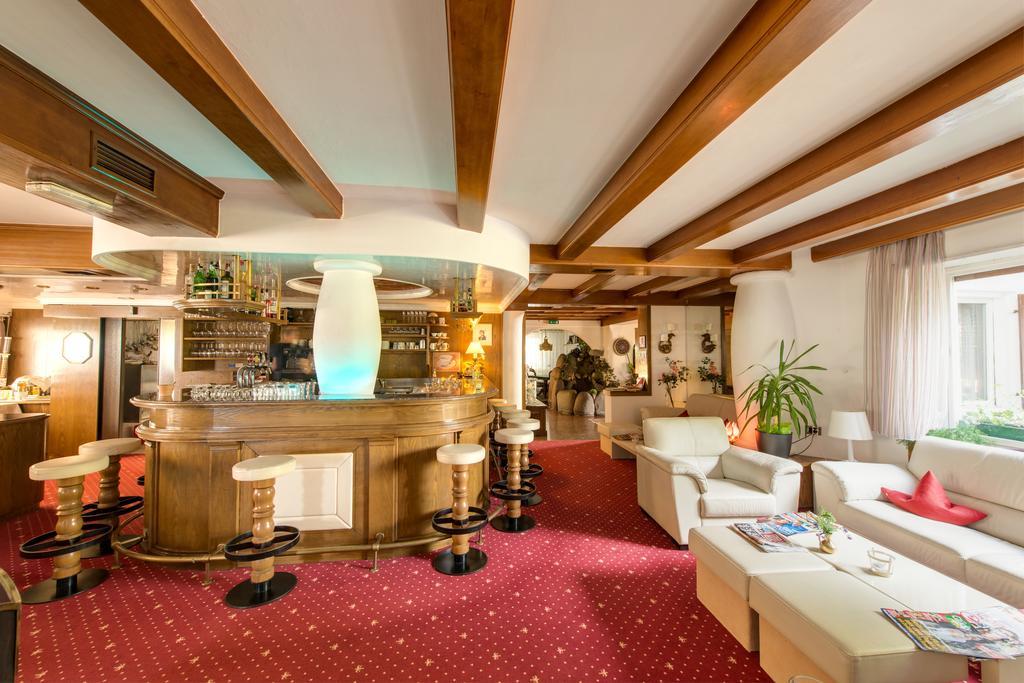 Hotel Waldhof Cornaiano Eksteriør bilde